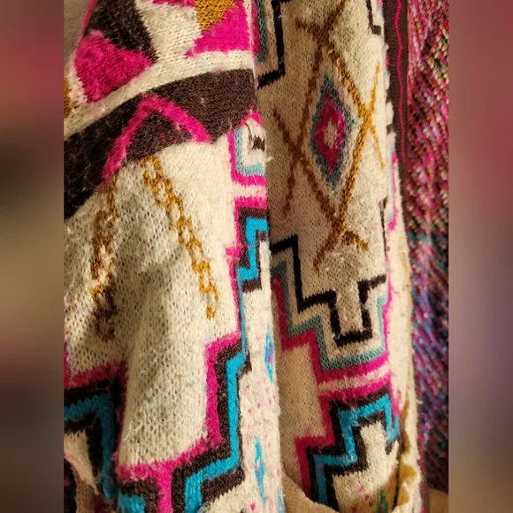 Jen's pirates booty southwest cardigan | size small - Picture 3 of 8